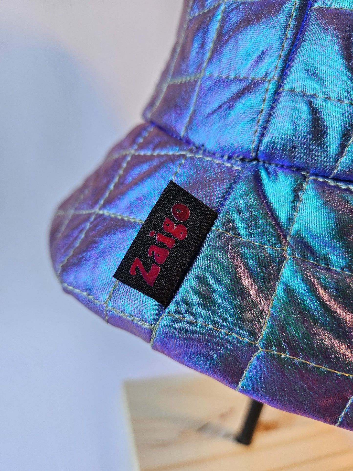 Bob 🌌 Cosmic Velvet