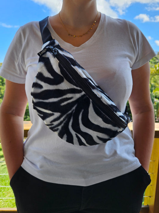 Sac Banane XXL ⚡ Electric Zebra