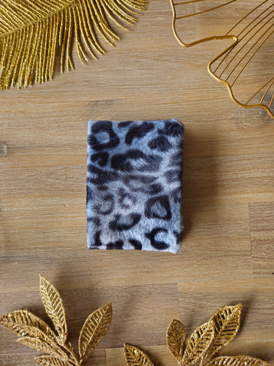 Protège passeport ❄️ Frosted Leo