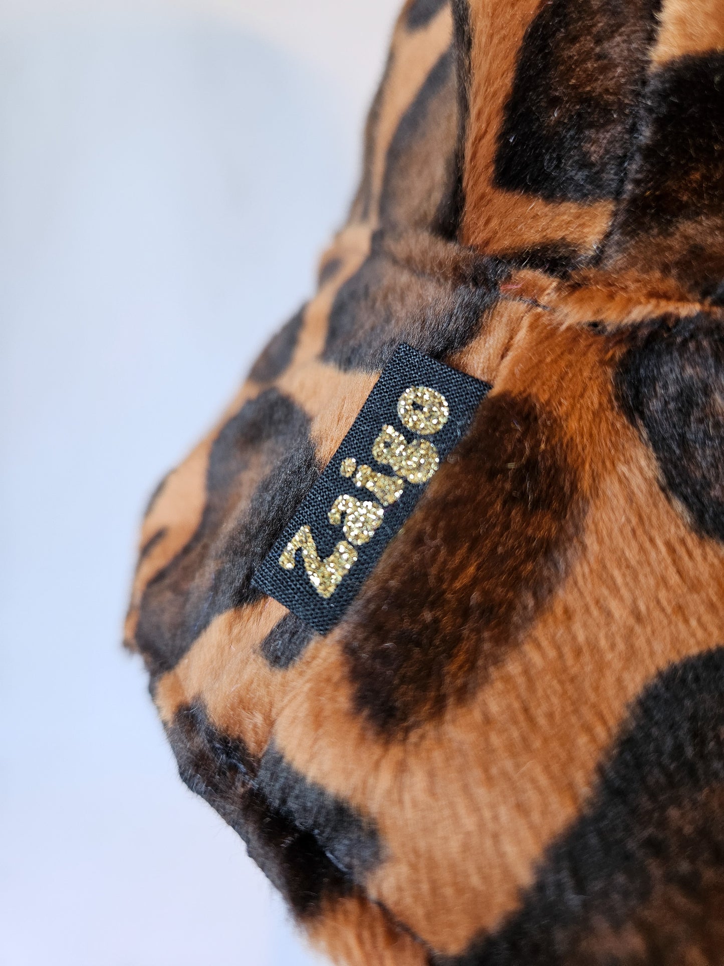 Bob 🦒 Savanna Mood