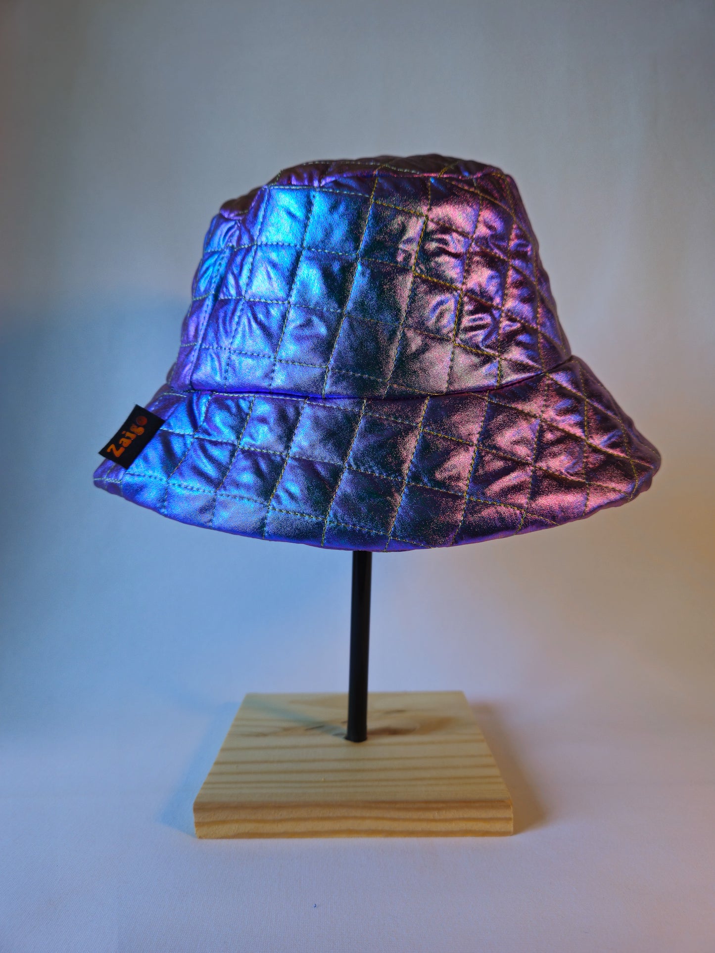 Bob 🌌 Cosmic Velvet