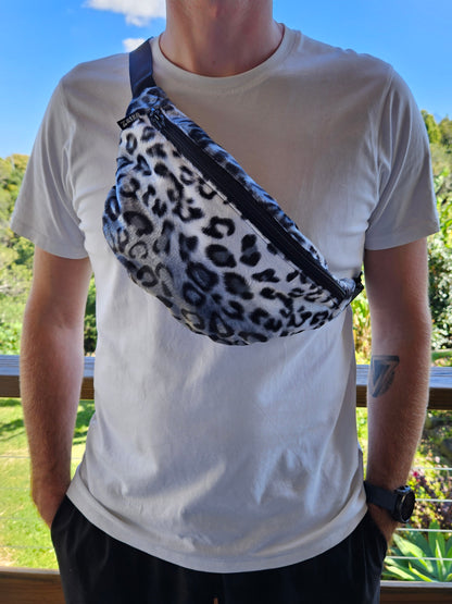 Sac Banane XXL ❄️ Frosted Leo