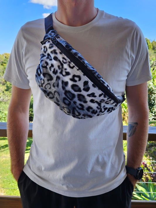 Sac Banane XXL ❄️ Frosted Leo