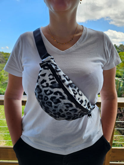 Sac Banane ❄️ Frosted Leo